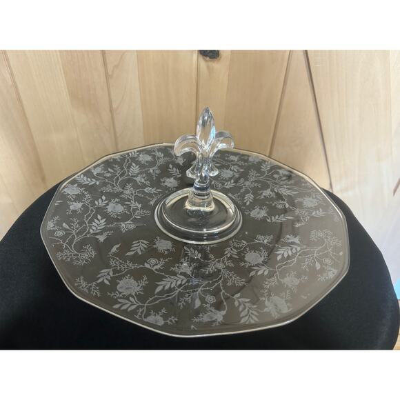 Vintage Fostoria Floral Chintz Crystal Fleur de Lis Center Handle Tray 11.5" - Picture 1 of 8